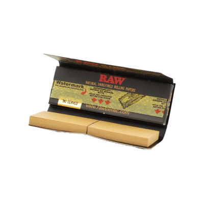Бумажки для самокруток RAW Black Classic Connoisseur 1¼ + Tips Бумажки для самокруток RAW Black Classic Connoisseur 1¼ + Tips